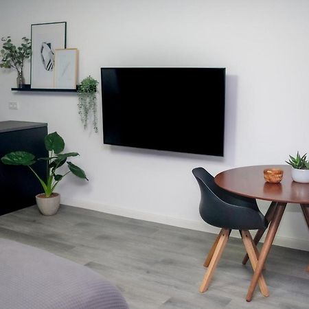 Port 1 - Exklusives City Apartment Бремерхавен Екстериор снимка