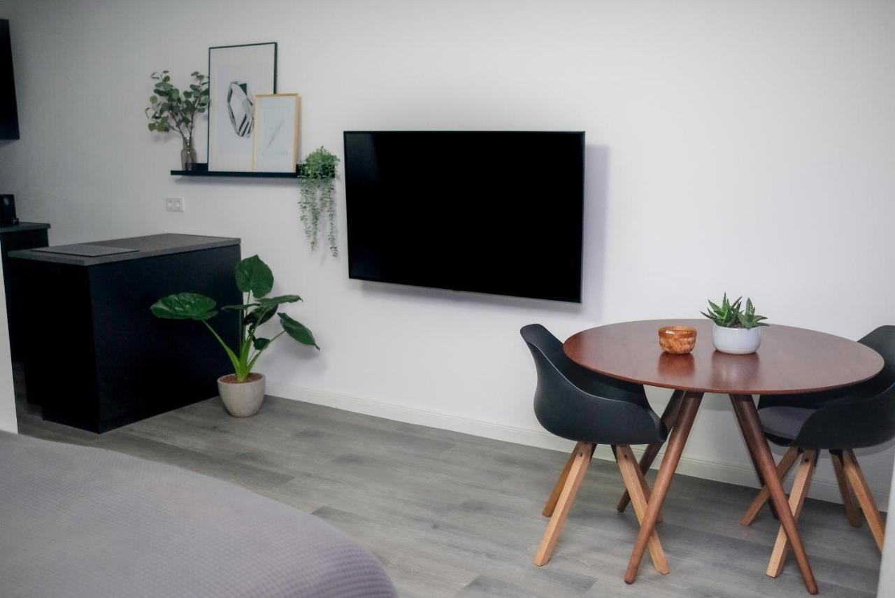 Port 1 - Exklusives City Apartment Бремерхавен Екстериор снимка